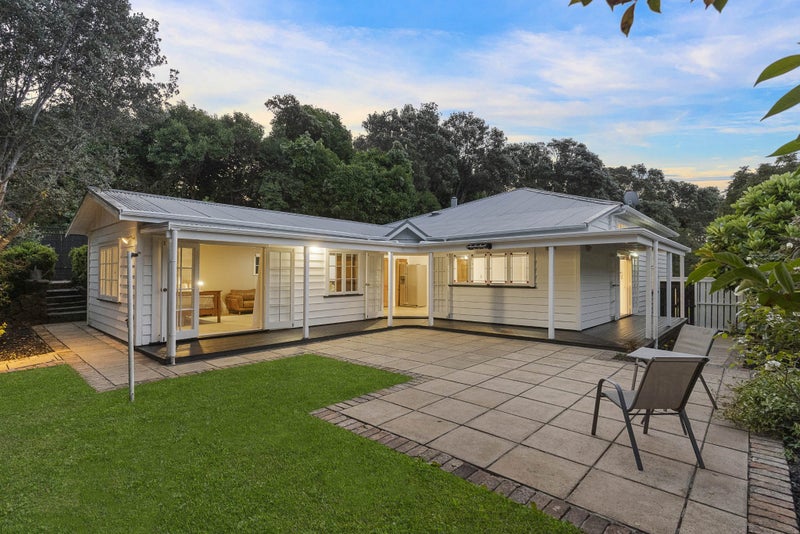 4 Seychelles Street, Morningside, Auckland - Carousel 1