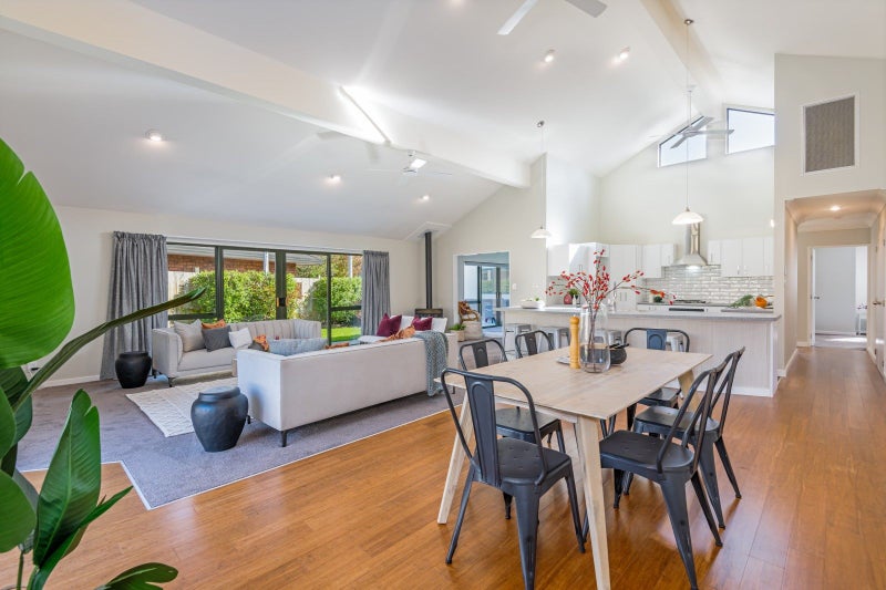 15 Strachan Way, Highbury, Palmerston North - Carousel 1