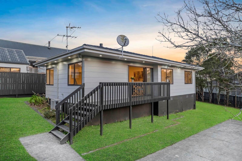 20 Posa Avenue, Henderson, Auckland - Carousel 1