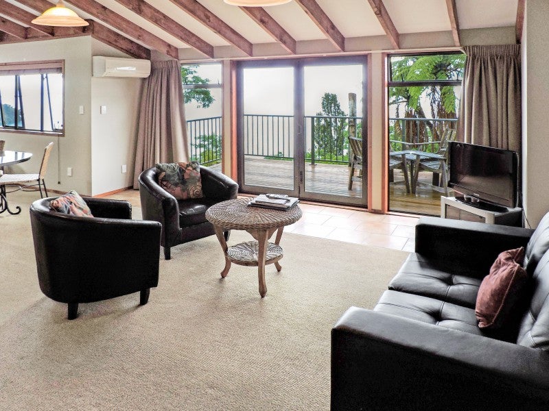 9/88 Pukawa Road, Turangi - Carousel 2