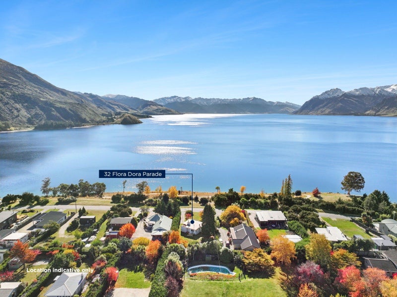 32 Flora Dora Parade, Wanaka - Carousel 1