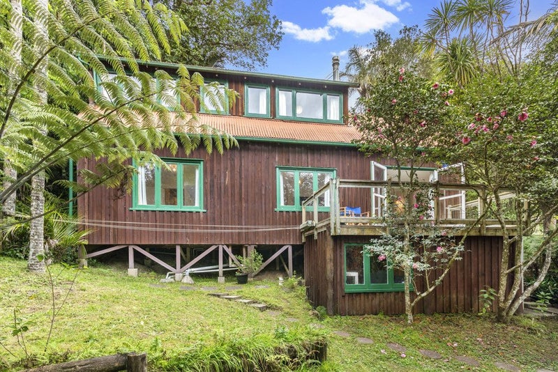 34 Wood Bay Road, Titirangi, Auckland - Carousel 2