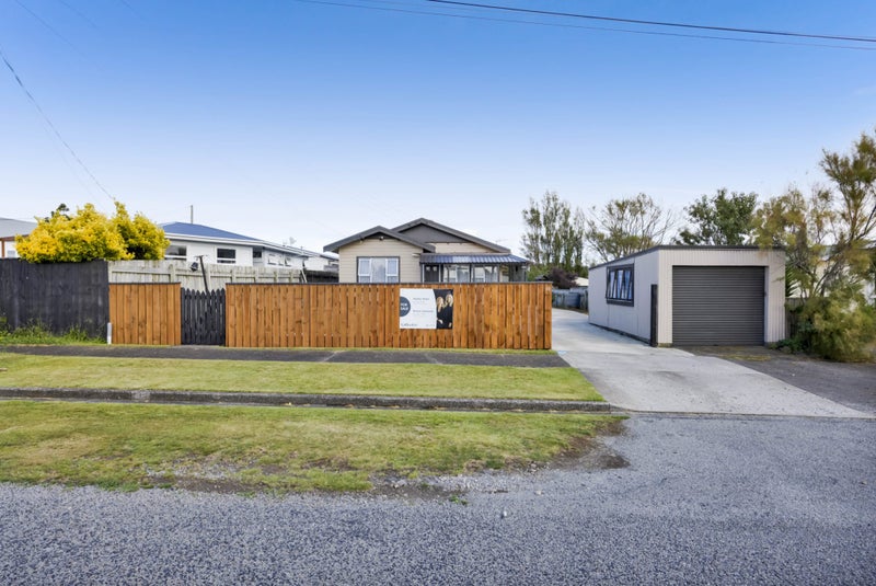 19 Glasgow Street, Hawera, Hawera - Carousel 21