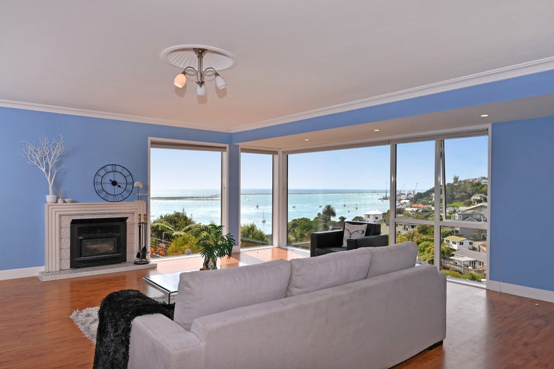 10 The Cliffs, Britannia Heights, Nelson - Carousel 2