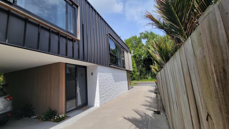 576A Grey Street, Hamilton East, Hamilton - Carousel 20