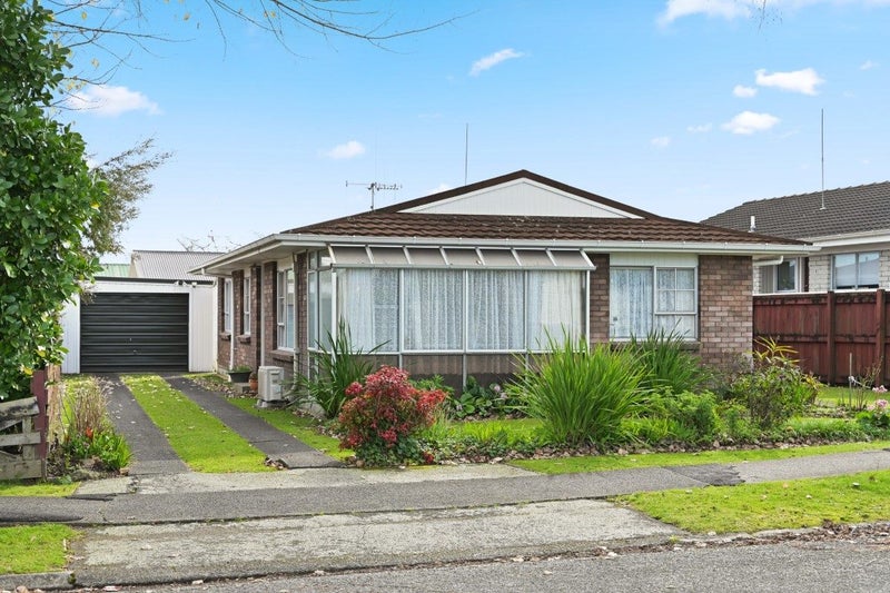 1A Hilton Road, St Andrews, Hamilton - Carousel 1
