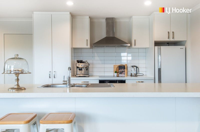 3 Hilltop Crescent, Corstorphine, Dunedin - Carousel 2