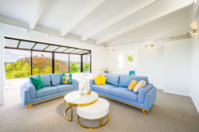 2/172 Clovelly Road, Bucklands Beach, Auckland - Carousel 1