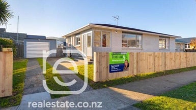 1A Joseph Grove, Elderslea, Upper Hutt - Carousel 1