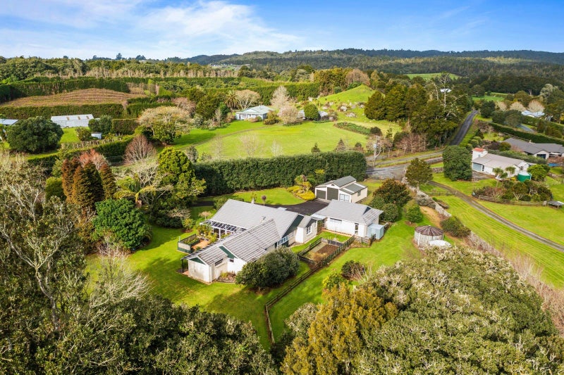 56 Forest View Road, Kamo - Carousel 1