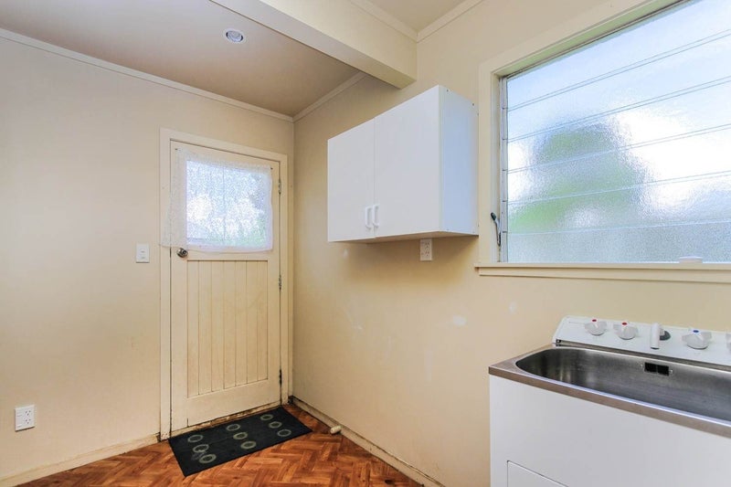 70 St Leonards Road, Kelston, Auckland - Carousel 12