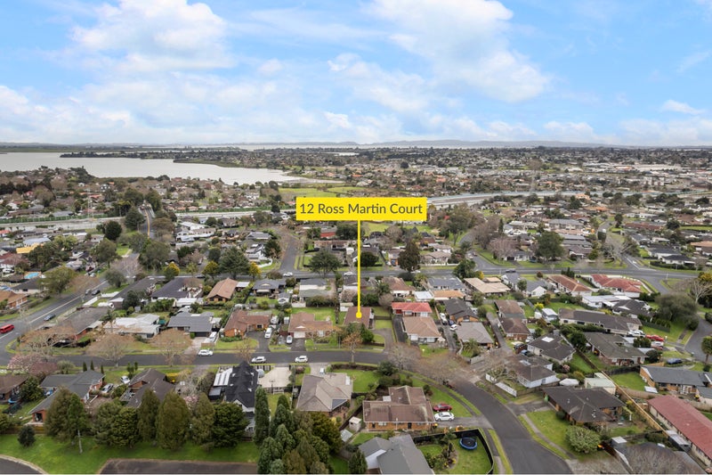 12 Ross Martin Court, Conifer Grove, Takanini - Carousel 17