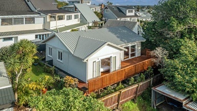 19/53 Vauxhall Road, Devonport, Auckland - Carousel 1