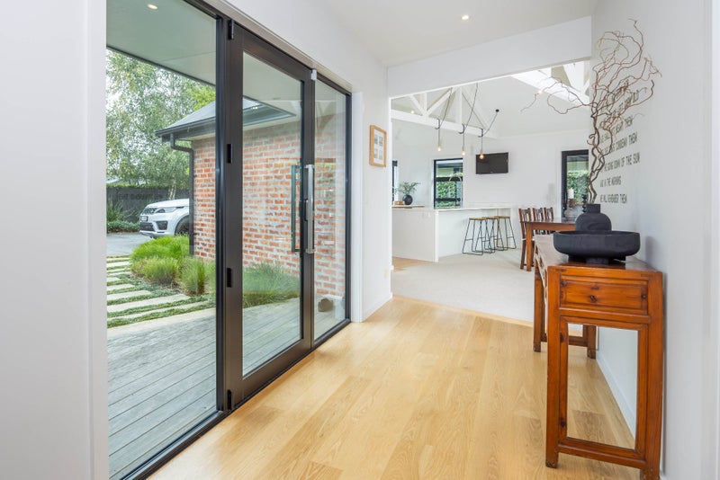 14 Kentwood Place, Flagstaff, Hamilton - Carousel 2