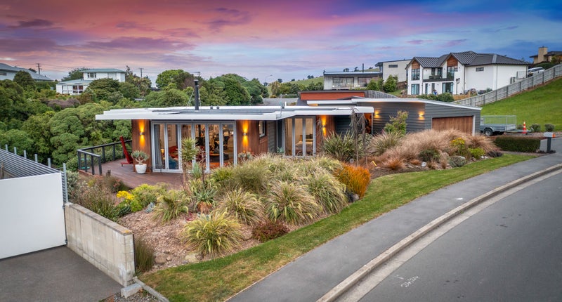 4 Roystone Way, Huntsbury, Christchurch - Carousel 1