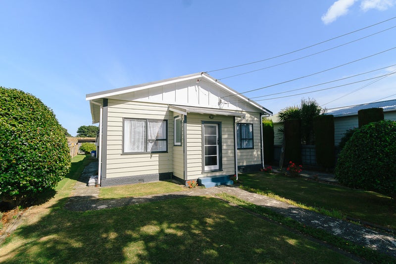 33 Randwick Crescent, Moera, Lower Hutt - Carousel 2