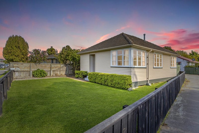 1/4 Lane Street, Woolston, Christchurch - Carousel 1