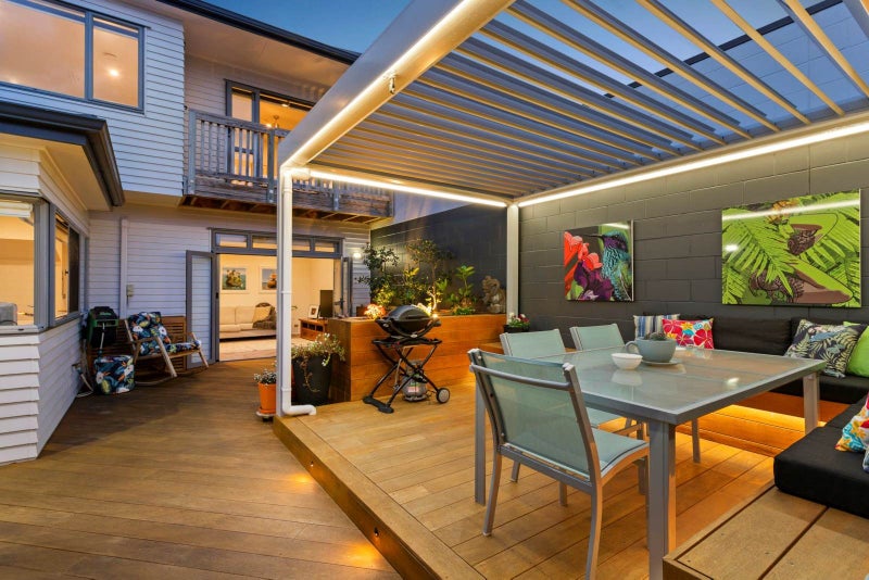 6 Rhone Avenue, Te Atatu Peninsula, Auckland - Carousel 1