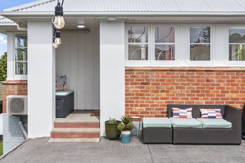 8 Wahanui Road, Greenlane, Auckland - Carousel 2