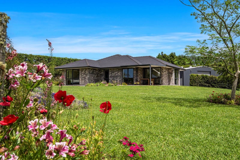 615 Mangakahia Road, Whangarei - Carousel 1