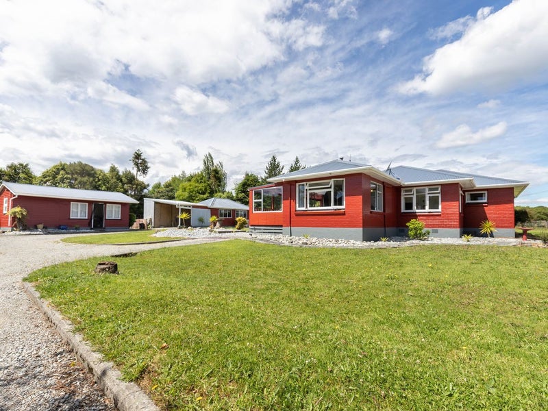 101 Taylorville Road, Coal Creek, Greymouth - Carousel 1