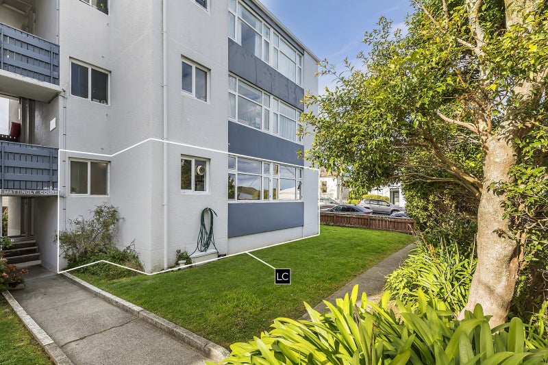 4/10 Angus Avenue, Berhampore, Wellington - Carousel 2