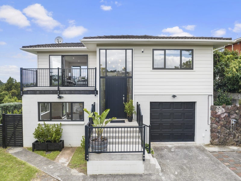 15 McDowell Crescent, Hillcrest, Auckland - Carousel 2
