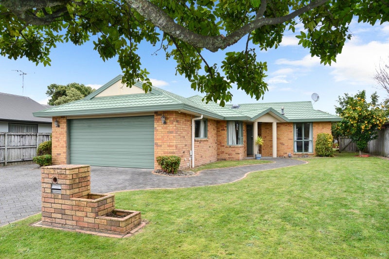 207 Thomas Road, Rototuna North, Hamilton - Carousel 1