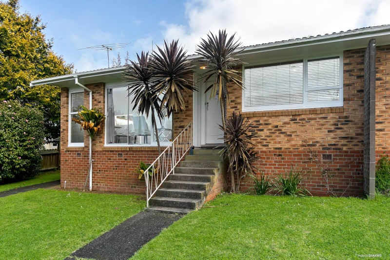 1/16 Boyd Avenue, Onehunga, Auckland - Carousel 1