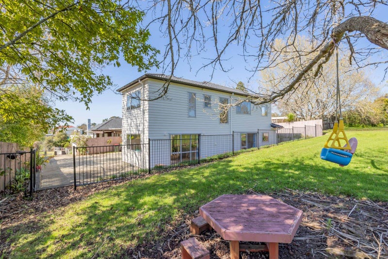 39B Bollard Avenue, New Windsor, Auckland - Carousel 2
