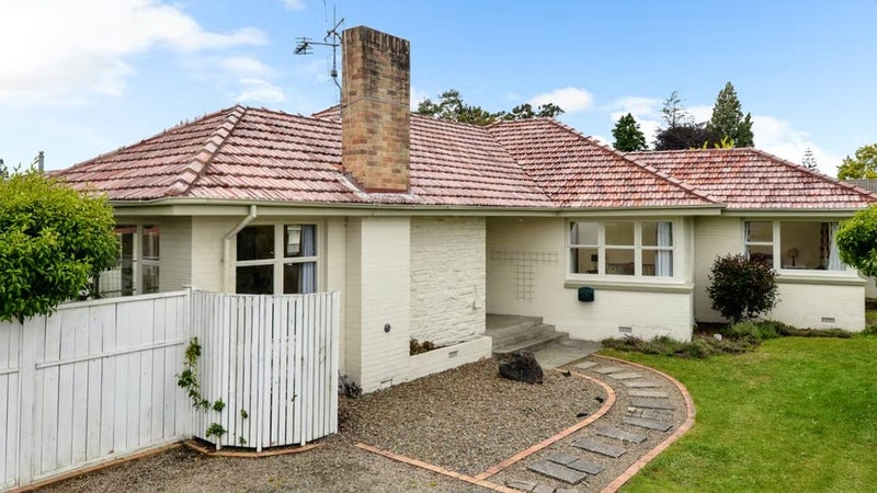 394 Ulster Street, Beerescourt, Hamilton - Carousel 2