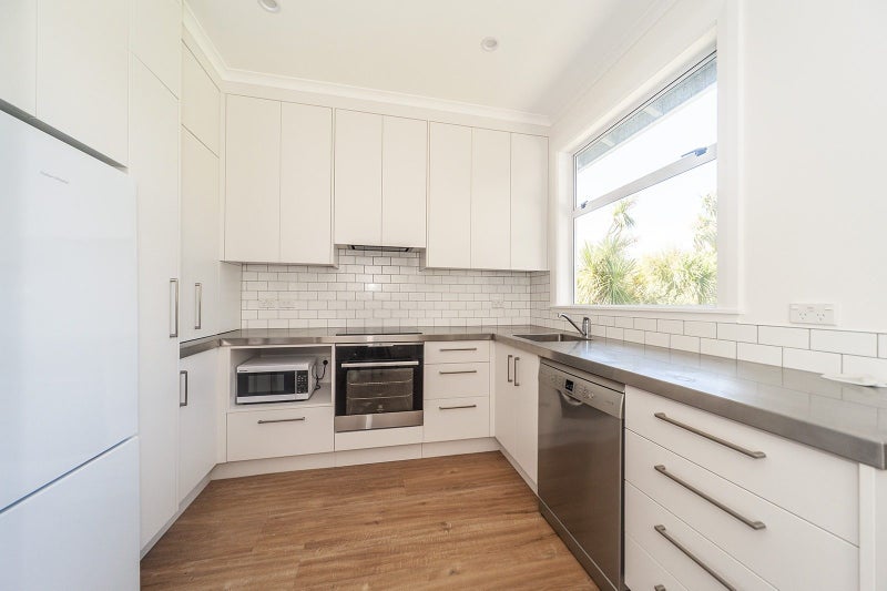 8 Torridon Road, Miramar, Wellington - Carousel 2