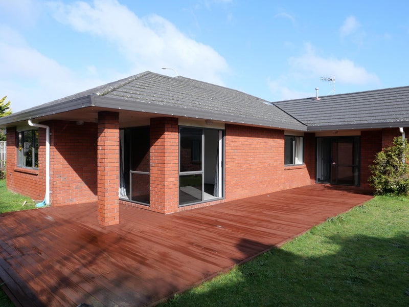 168 Guildford Drive, Paraparaumu Beach, Paraparaumu - Carousel 22