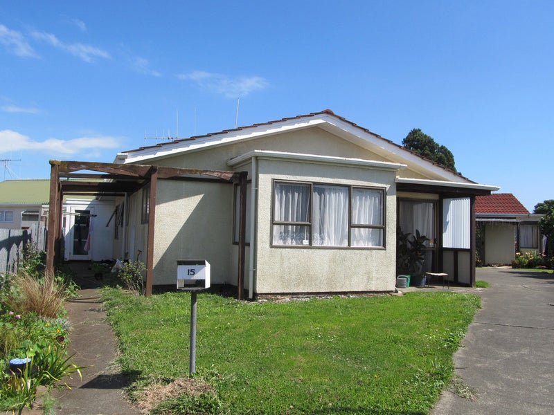 15 Avon Place, Springvale, Whanganui - Carousel 2