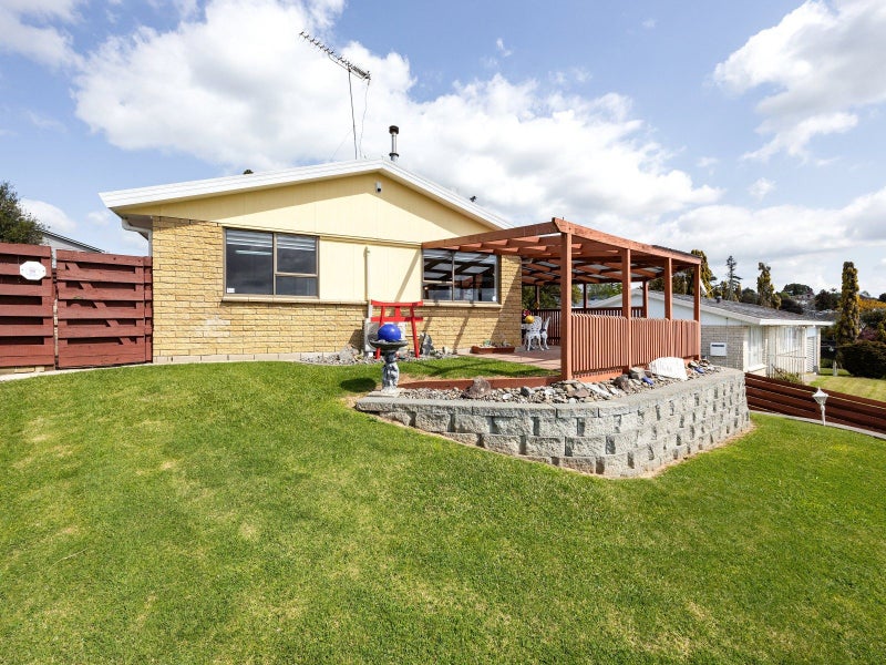 8 Thode Place, Nawton, Hamilton - Carousel 2