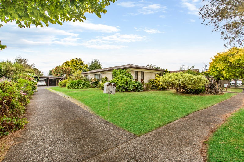 2/26 Kindergarten Drive, Conifer Grove, Takanini - Carousel 2