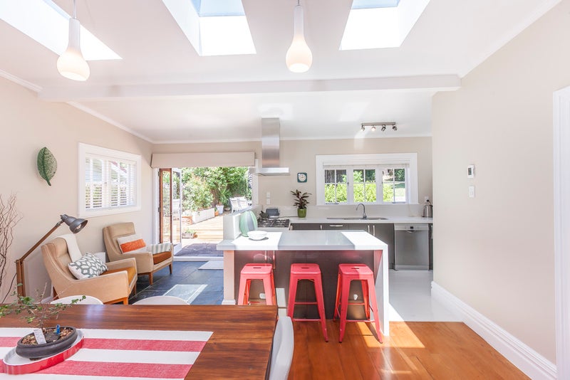 12 Third Avenue, Kingsland, Auckland - Carousel 2