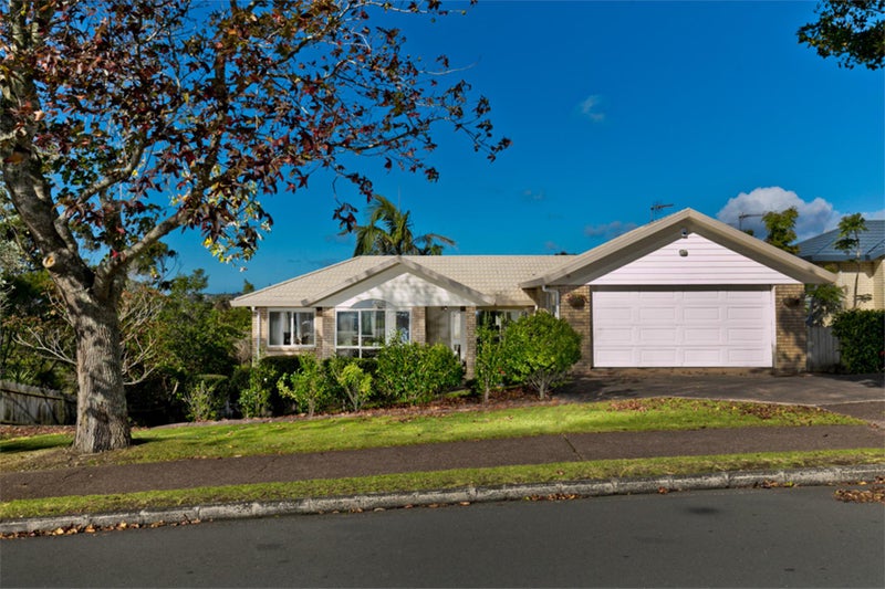 133 Awaroa Road, Sunnyvale, Auckland - Carousel 1