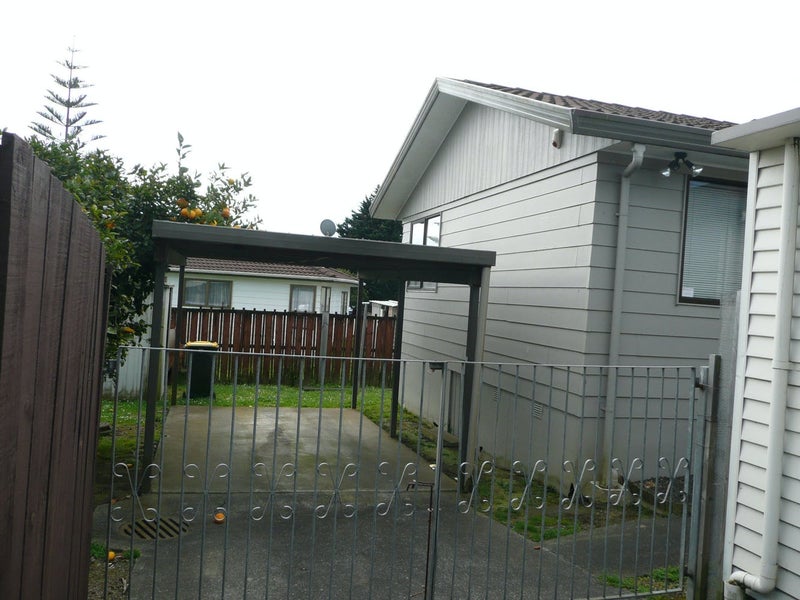 3/327 Weymouth Road, Weymouth, Auckland - Carousel 1