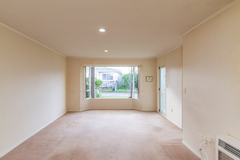 25/17 John Street, Trentham, Upper Hutt - Carousel 2