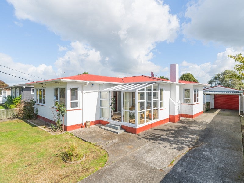 53 Duff Crescent, Highbury, Palmerston North - Carousel 20