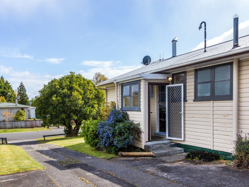 3 Runuku Grove, Turangi - Carousel 2