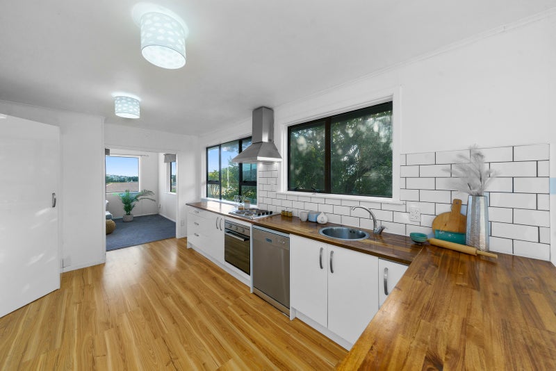 33 Kokiri Crescent, Waitangirua, Porirua - Carousel 20