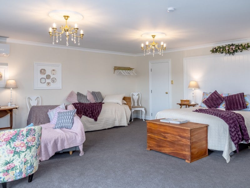176 State Highway 53, South Featherston, Featherston - Carousel 26