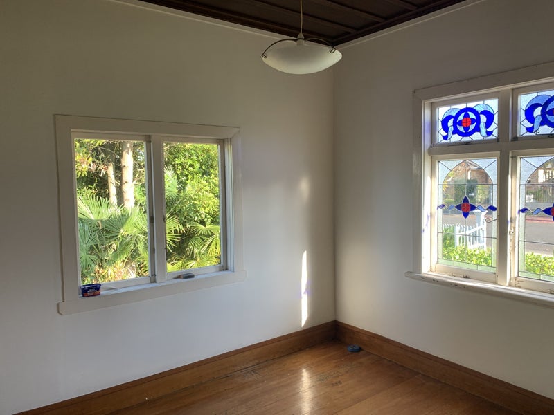 66 Fox Street, Hamilton East, Hamilton - Carousel 2