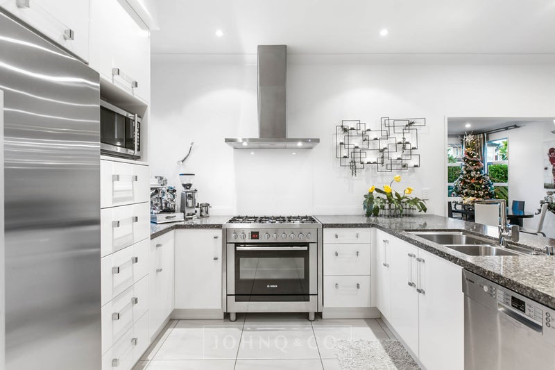 73 Tephra Boulevard, Stonefields, Auckland - Carousel 2