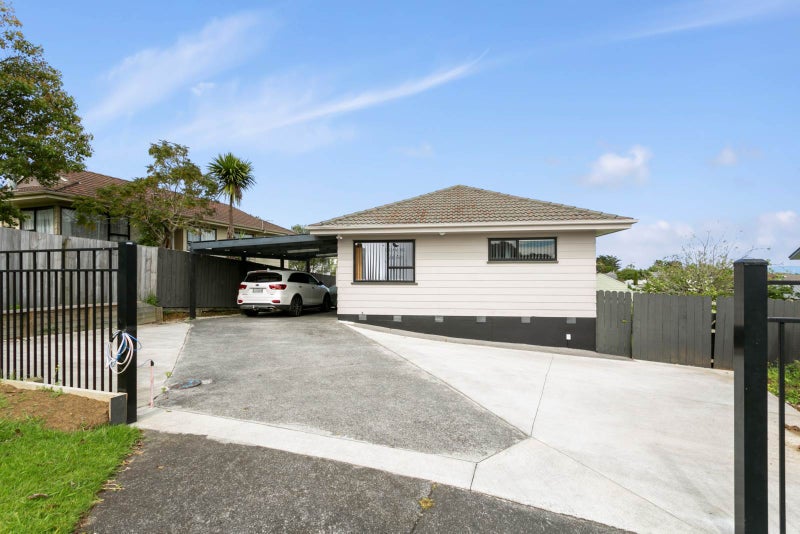 6 Kopu Place, Clendon Park, Auckland - Carousel 1
