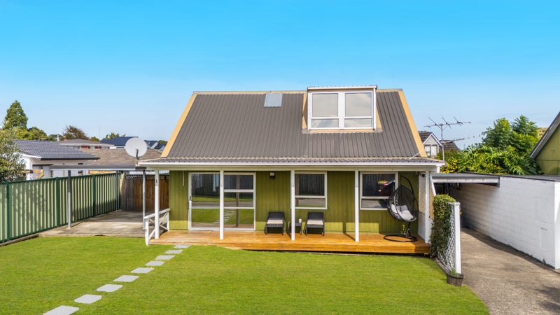 1/11 Honey Place, Weymouth, Auckland - Carousel 1