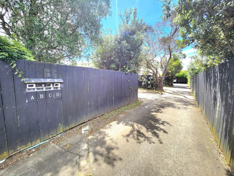 36D Allenby Road, Panmure, Auckland - Carousel 1
