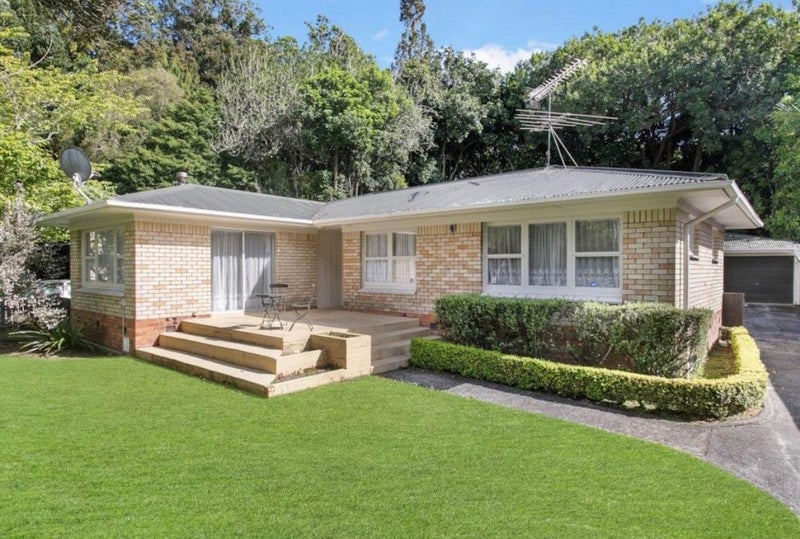 3 Arthur Place, Opaheke, Papakura - Carousel 1